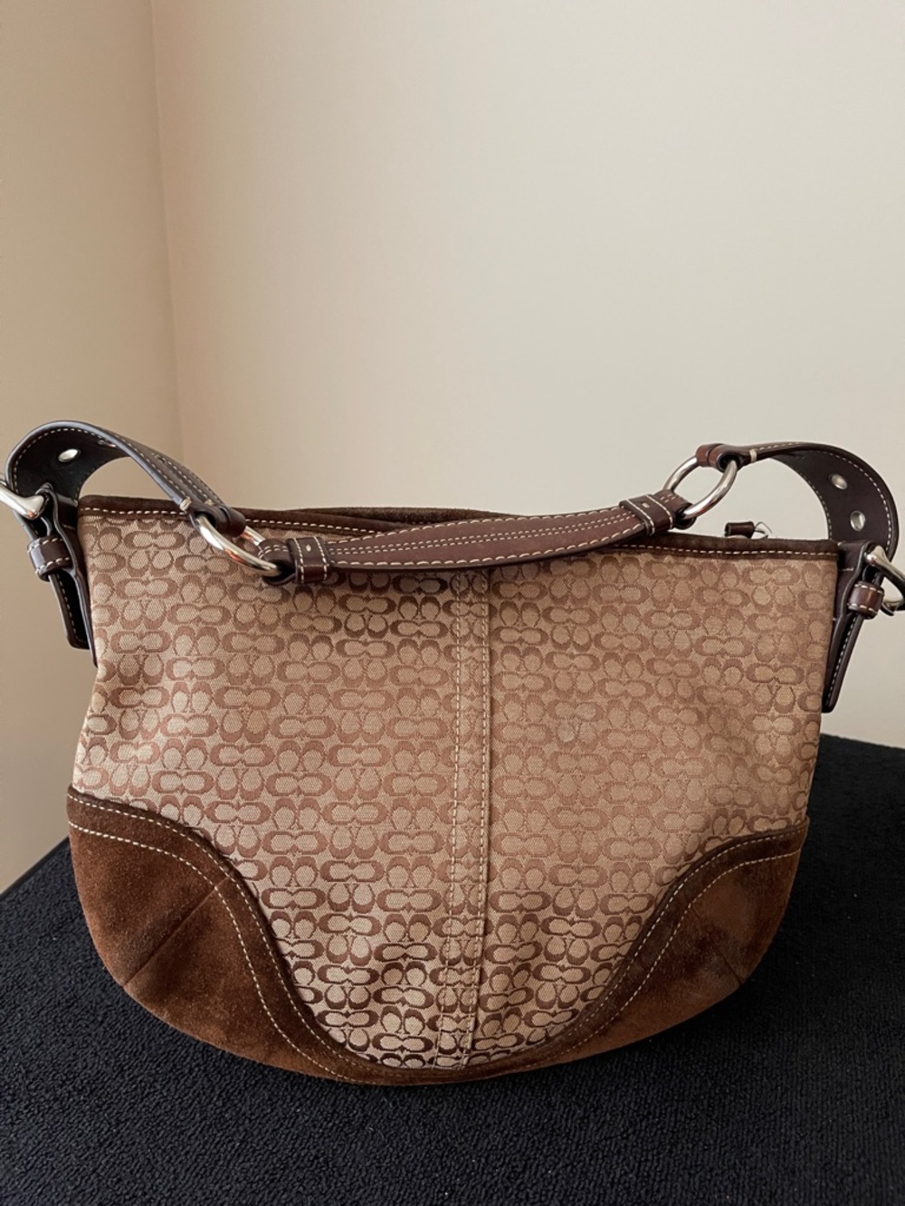 Y2K Coach Tan Signature Canvas and Brown Suede Hobo Bag - Picture 5 of 10